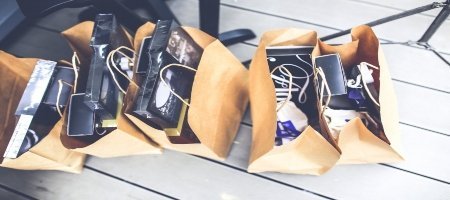 Fashion-Shopping-1030x687