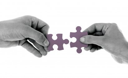 black-and-white-connect-hand-164531-1030x687